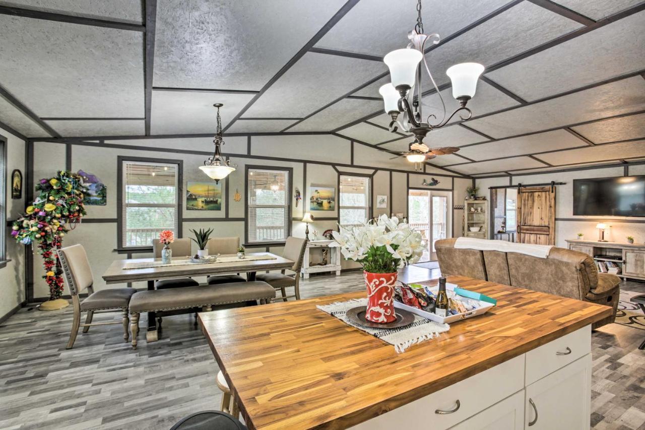 Waterfront Bay St Louis Beach House With Deck! Bay St. Louis 外观 照片
